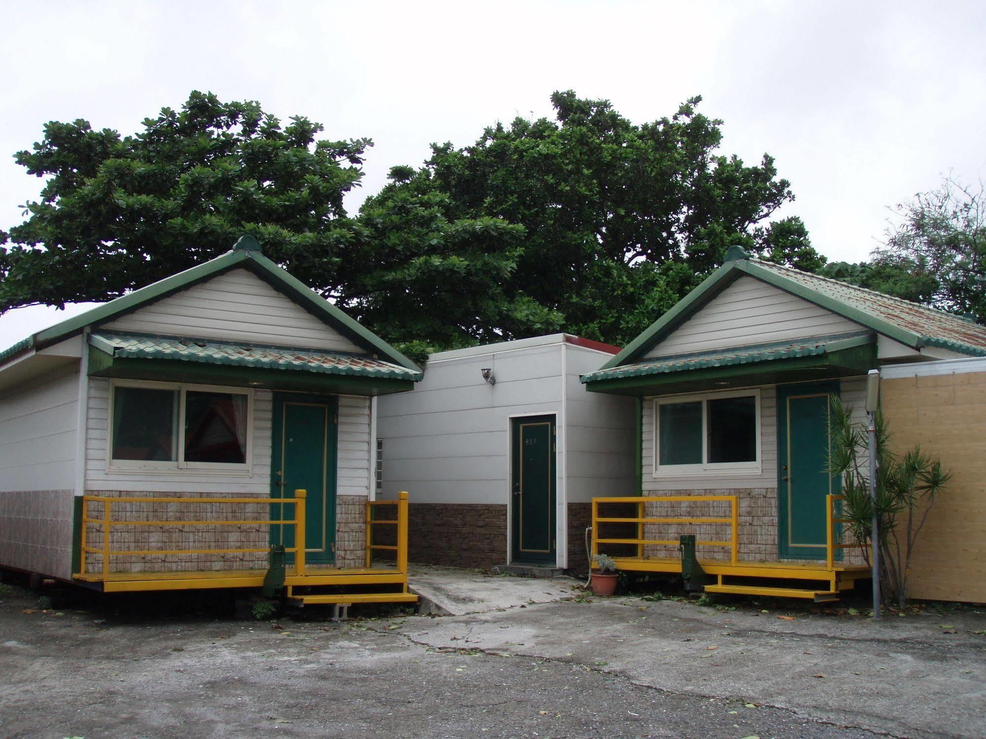 Kenting Dajianshan Cabin Hotel Exterior photo